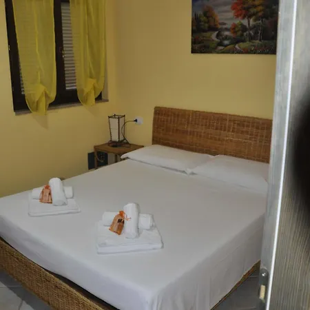 Basilicata Host To Host - Borgo San Basilio 2 Appartamento